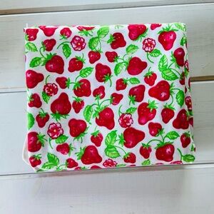 Strawberry Jersey T-Shirt material